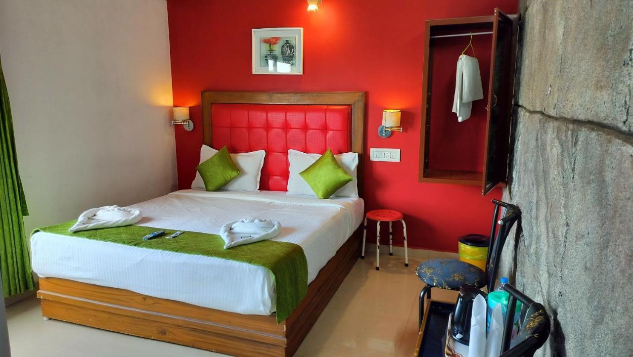 Achus Holidays Munnar Extérieur photo